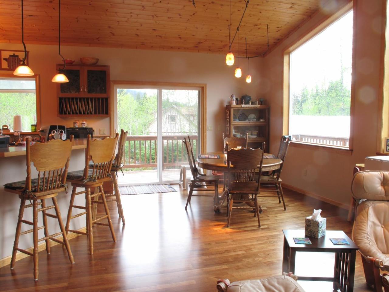 Glacier Creek Lodging Seward Eksteriør bilde